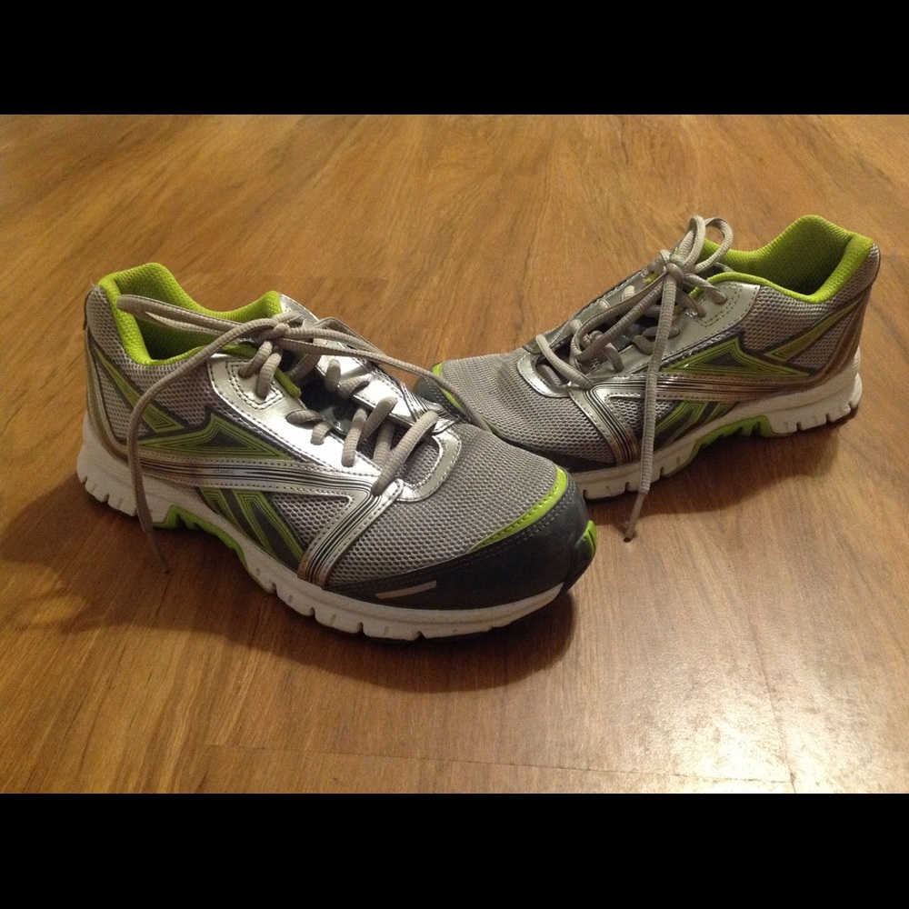 Reebok Training Shoes For Women, Size 6.5